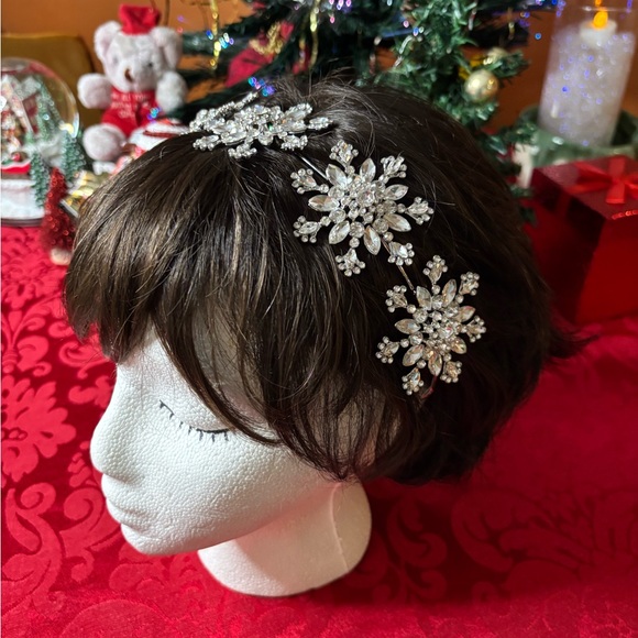 Accessories - Snowflake Tierra Headband